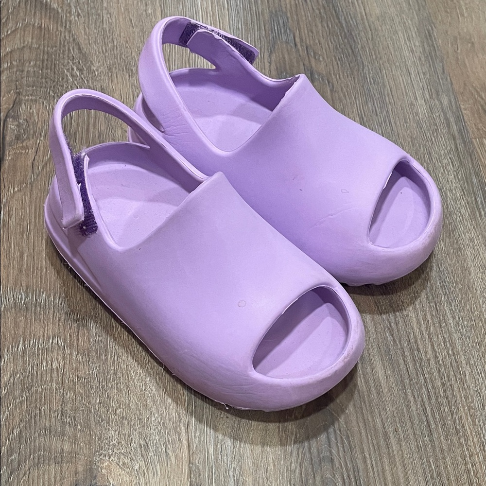 Kids Purple Slides!Sandals